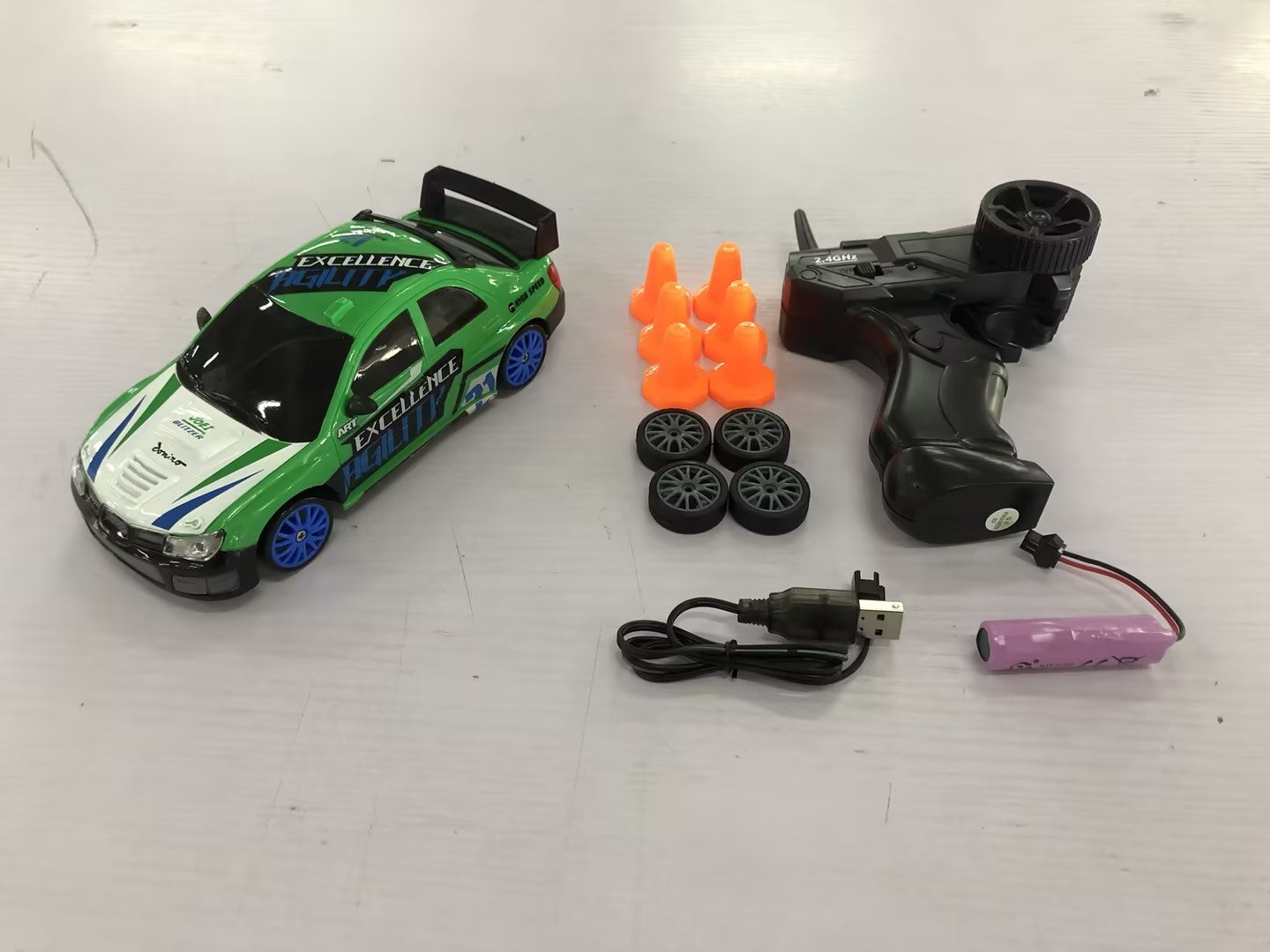 2.4G Drift RC Car – 4WD Remote Control Racing Car